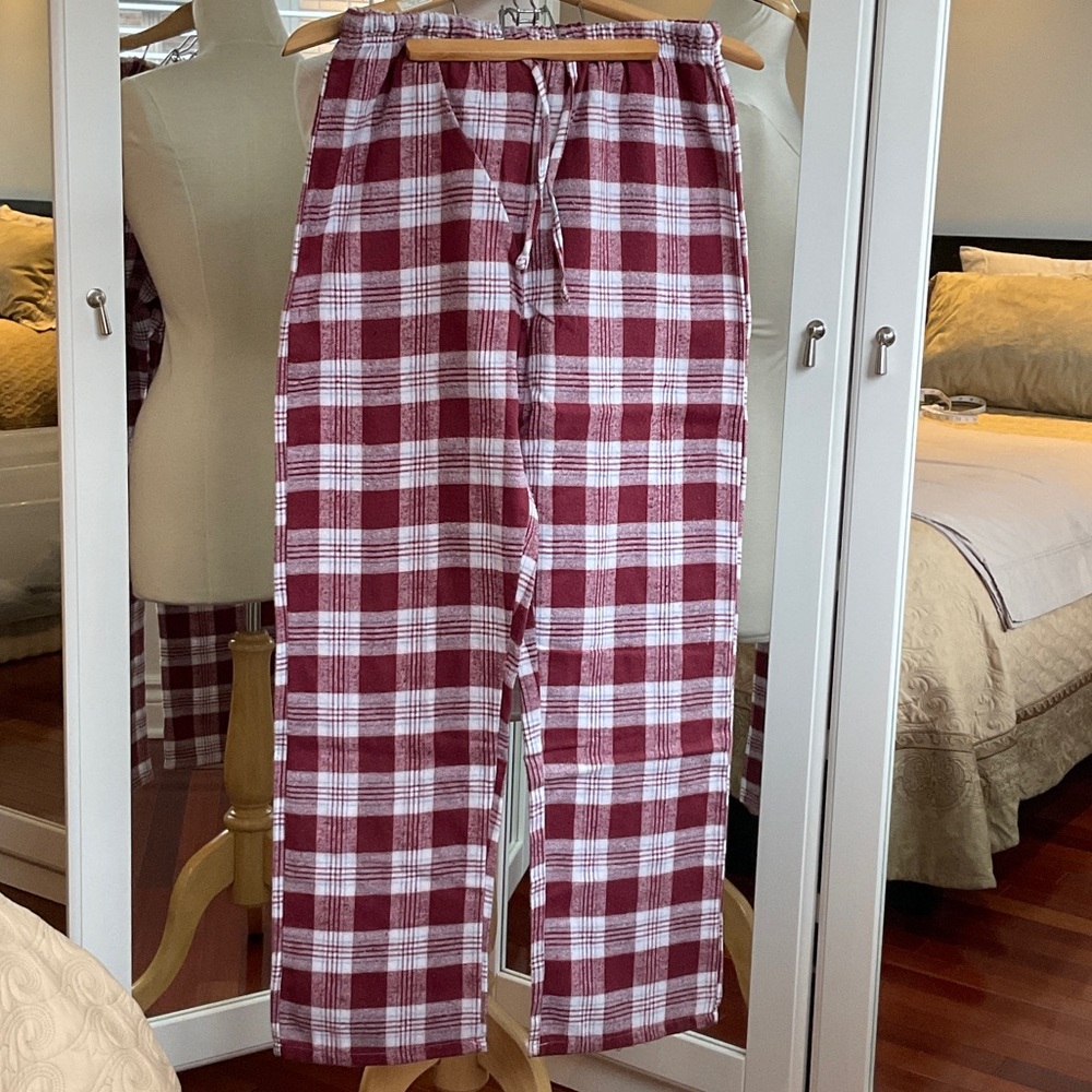 Women’s Nathalie S Red, White & Blue Plaid Lounge Pants / Medium